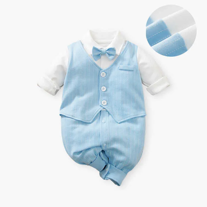 ملابس للأطفال ملابس قطعة واحدة ملابس . Children's clothing, one-piece clothing, clothing