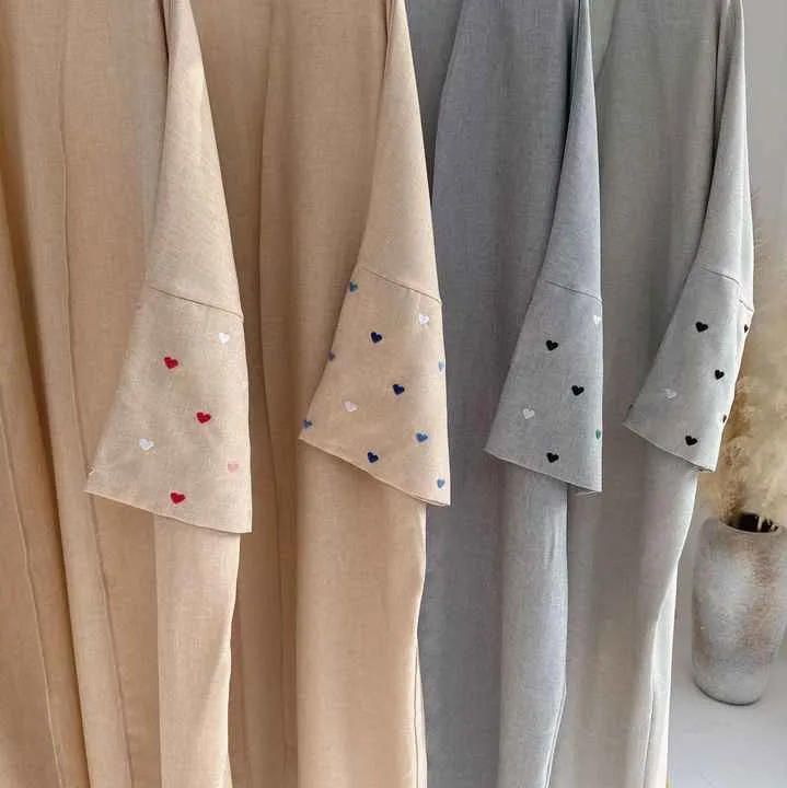 عباية مزينة بالزهور ,Floral Abaya