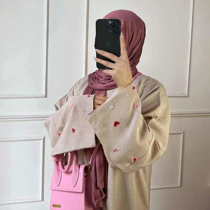 عباية مزينة بالزهور ,Floral Abaya
