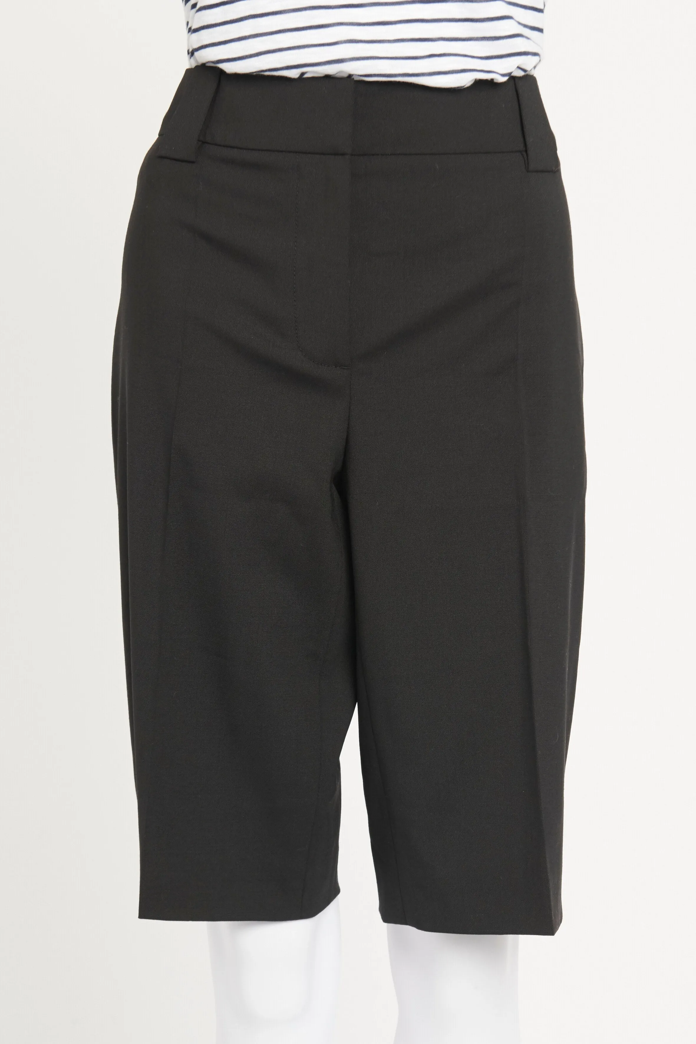 Black Wool Tailored Knee-Length Preowned Shorts