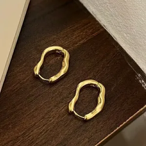 just-lil-things-gold-hoop-earrings-jlt11975