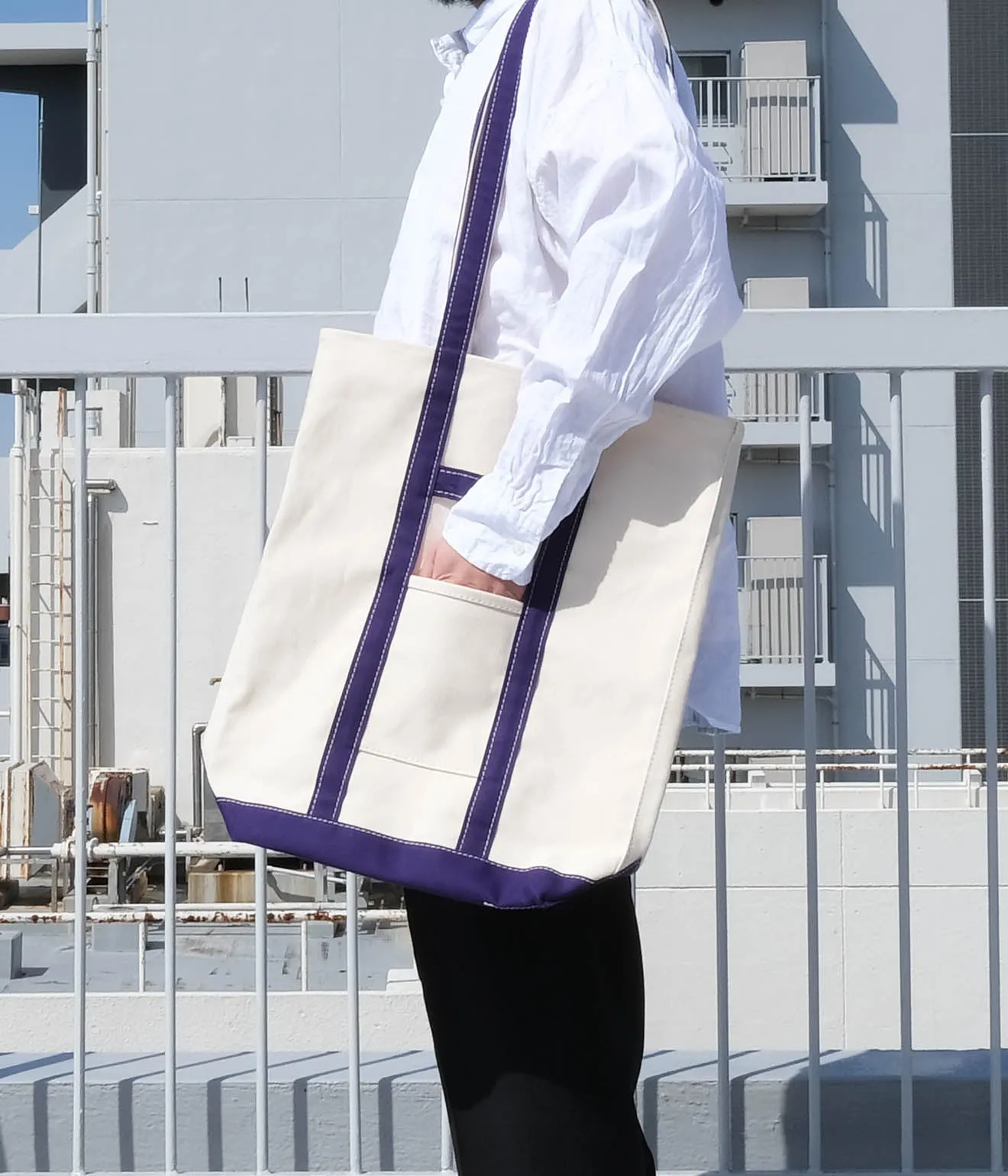 Lakewood Clothing "Souvenir 2way tote" (Purple)