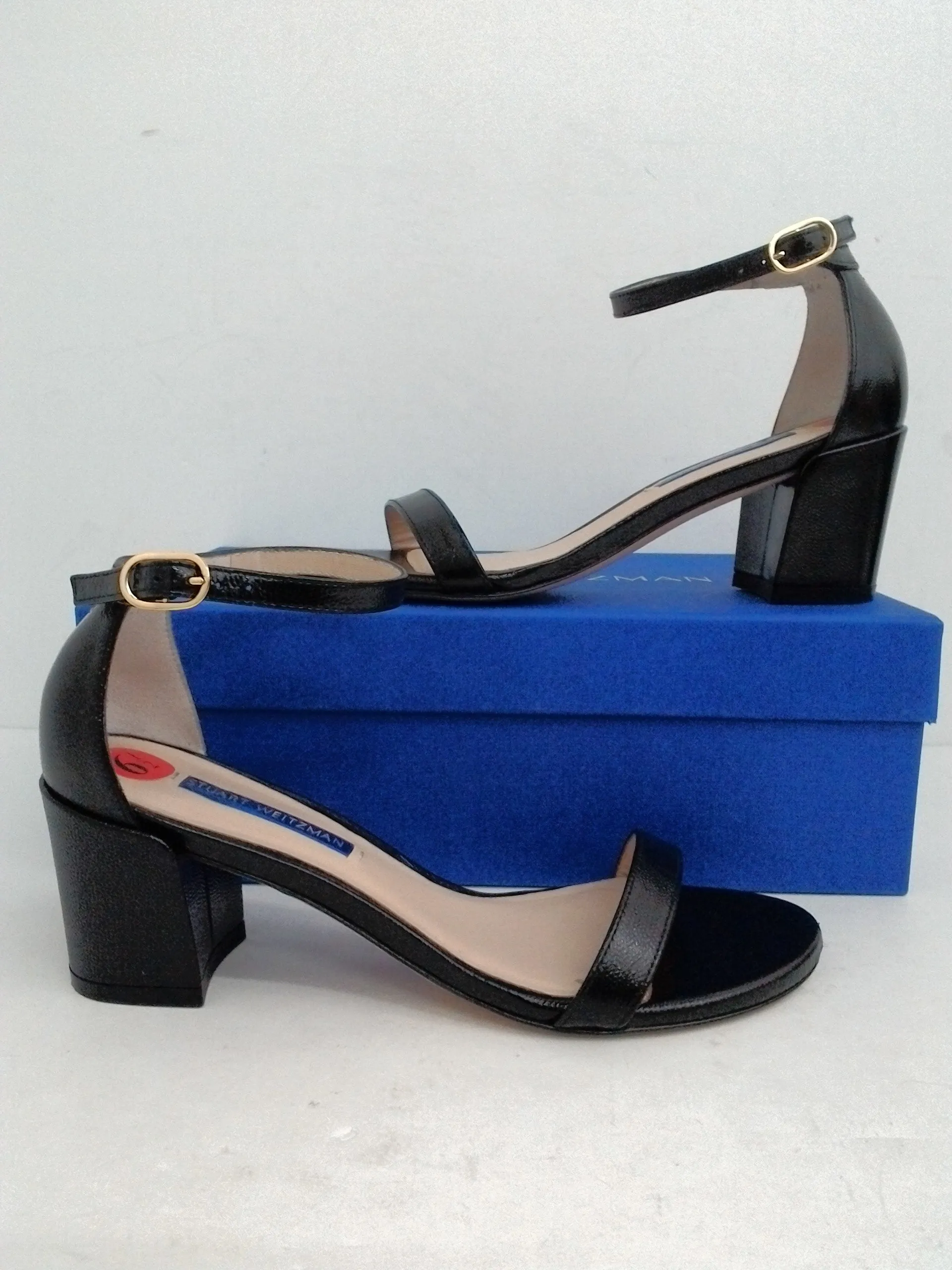 Stuart Weitzman Women's Simple Black Patent Heeled Sandal Size 6.5