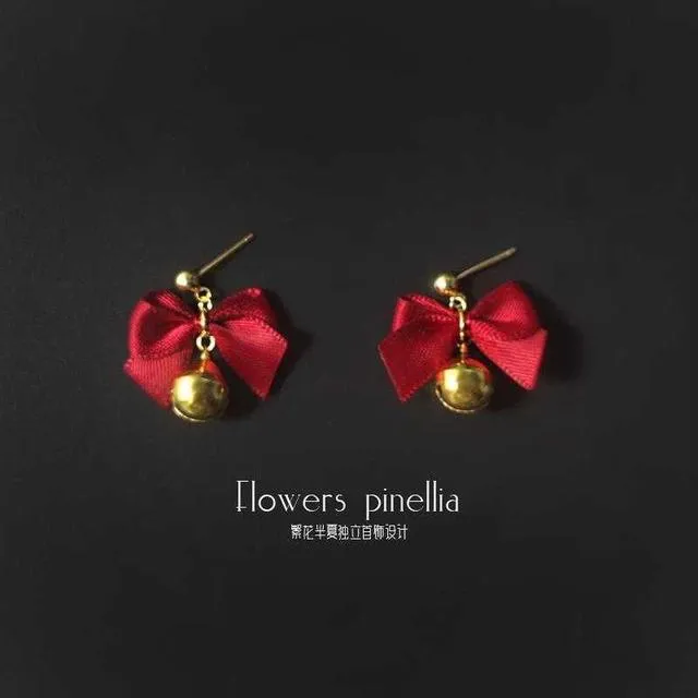 Trendy Christmas Holiday Drop Earrings