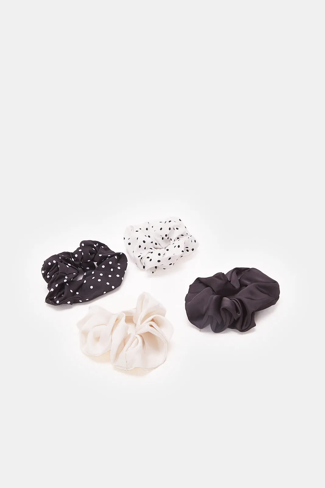 Women Black And White Printed Scrunchy Set (4 Piece)
